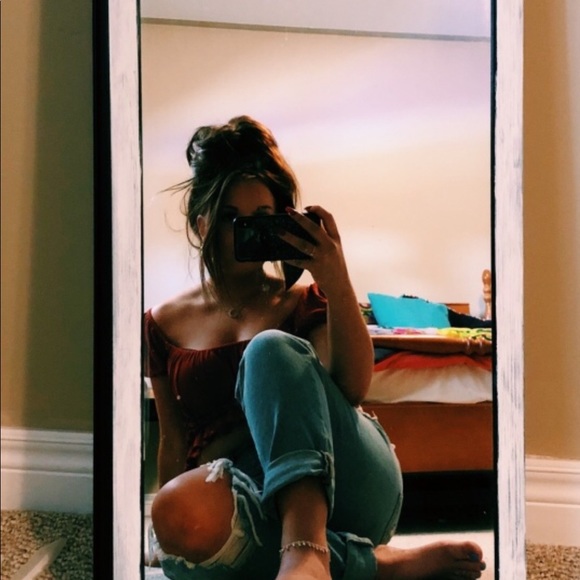 Meet your Posher, Ashley - Picture 1 of 1